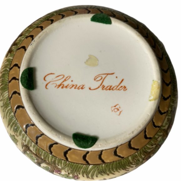 Vintage 7" China Trader Porcelain Powder Jar Trinket Box Lidded Ceramic Round - Picture 3 of 5